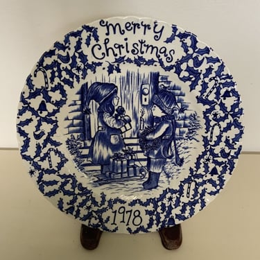 1978 Royal Crownford By Norma Sherman "Merry Christmas" Collector Plate England 