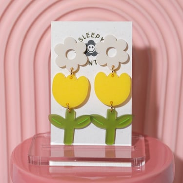 Tulip Dangle Earrings in Yellow
