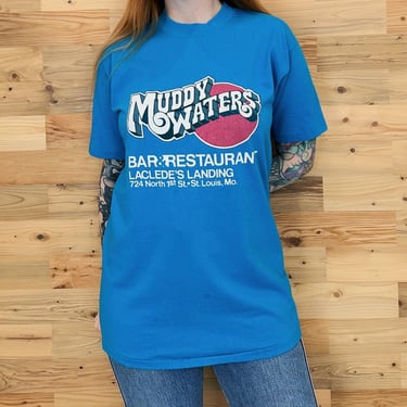 Vintage Muddy Waters Bar and Restaurant Laclede's Landing St. Louis Missouri Tee Shirt T-Shirt 