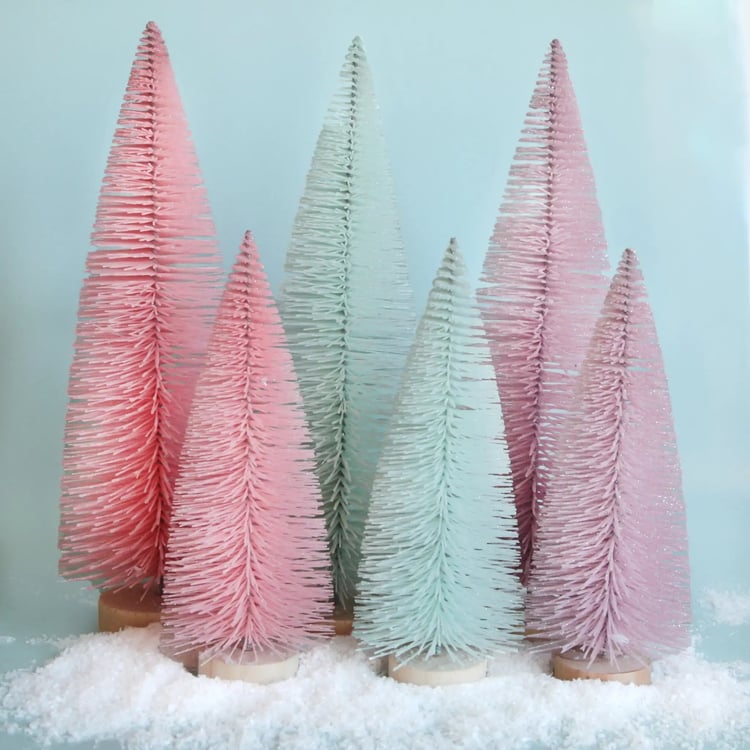 Bottle Brush Tree  (Sparkle Christmas Tree)