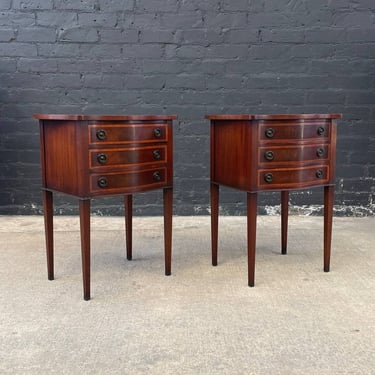 Pair of American Antique Federal Style Mahogany Night Stands, c.1930’s 