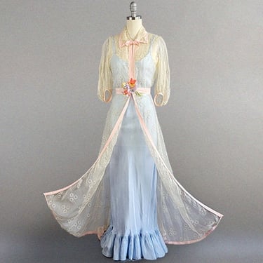 1930s Organdy Dress / 1930s Ivory Organdy Gown over Blue Slip Dress / Dress w/Train / 1930s Wedding Dress / 1930s At-Home Dress / Size Small 