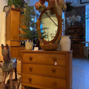 19th Century English Pine Dresser with Mirror 