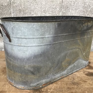 Charming Galvy Tub Planter (Seattle)
