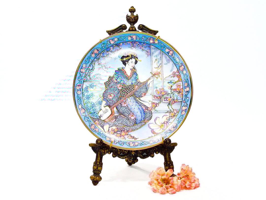 VINTAGE Limited Edition Wall Plate "Plum Blossom Maiden" by Dan's