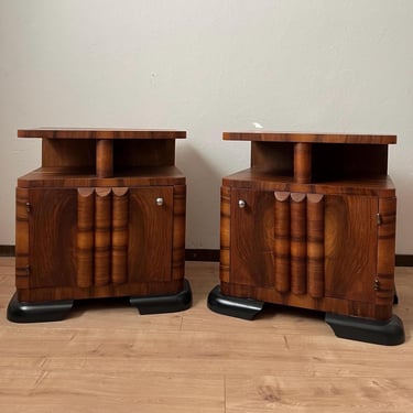 Set of Two Art Deco nightstands from the 40s / Art Deco Furniture / Original Authentic Condition / walnut veneer 