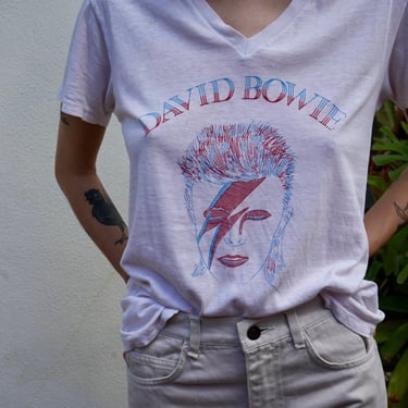 Vintage Ziggy Stardust Starman David Bowie Tshirt / Original Concert Tshirt / Gender Neutral Unisex Tshirt / 1970's V Neck Graphic Tee 
