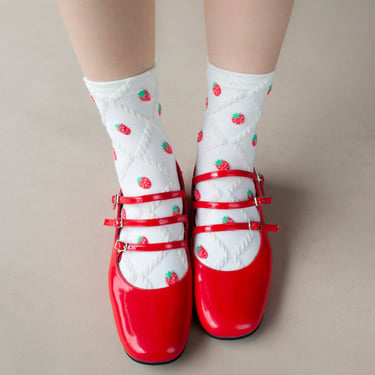 Strawberry Diamond Shape Casual Socks