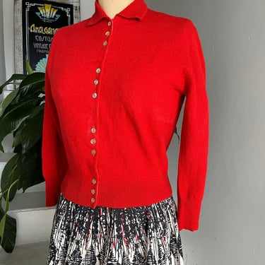 Bright Cherry Red Lambswool and Angora Sweater Circa 1950s Nice Details Vintage Staple 40 Bust Vintage 