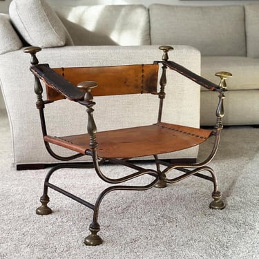 Antique Chair 19th Century Savonarola Leather Antique Chair 