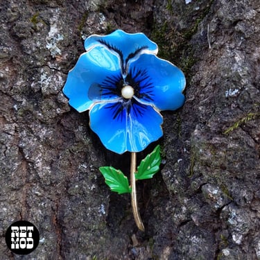 Pretty Vintage Blue Pansy Flower Metal Brooch Pin 