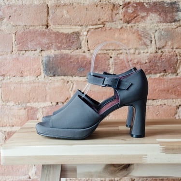 gray platform heels | 90s y2k vintage Enzo Angiolini peep toe chunky heel ankle strap sandals shoes size 7 