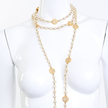 Rhinestone Clover & Pearl Sautoir Necklace