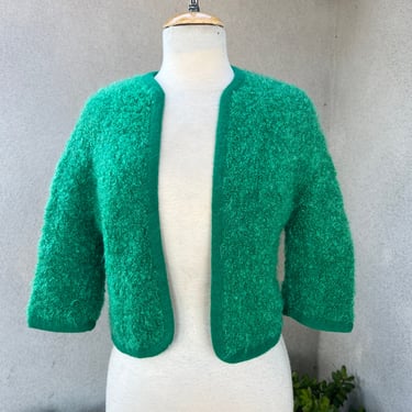 Vintage 1960s emerald green sweater short cardigan knobby knit Small Bullock’s 