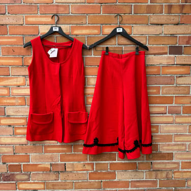 vintage 70s red culotte and vest suit / 25 xs extra small 