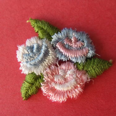 vintage flower appliqué pink and blue bouquet jacket patch lingerie trim 