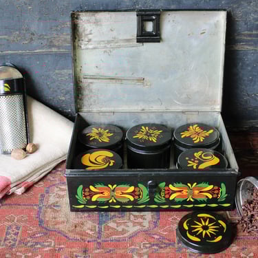 Antique Farmhouse Toleware Spice Tin Box with 6 Spice Tins 