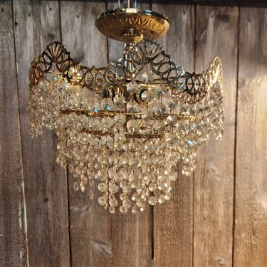 Contemporary 4 Bulb Brass and Acrylic Crystal Chandelier 12 x 12