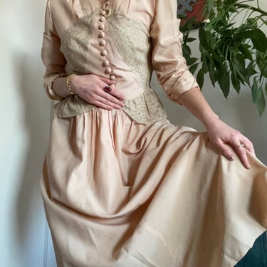 1940s Blush Taffeta Gown with Lace Insets size Medium 