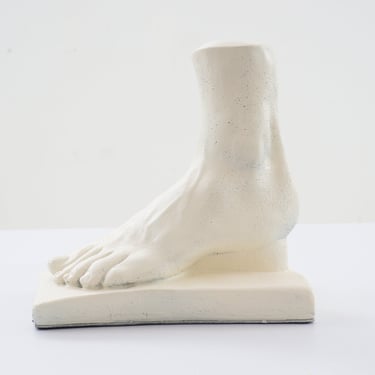 Foot Sculpture 