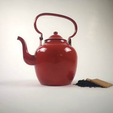 Vintage Enamelled Red Teapot, Farmhouse Vintage Teapot, Emo Celje Teapot, Vintage Home Decor, Vintage 1970's Yugoslavia Teapot, Mid Century 