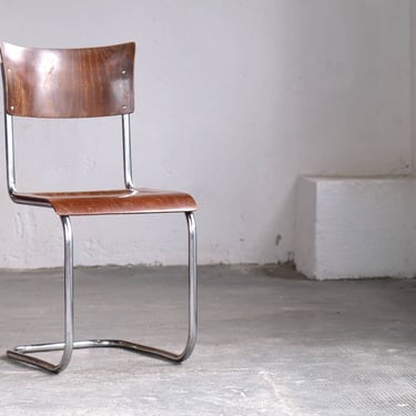 Bauhaus cantilever chair after Mart Stam 