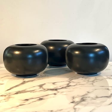 Set of 3 “colonne” black ceramic vases by Franco Bucci for Laboratorio Presaro Italy 