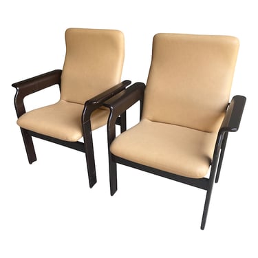 Pair of High Back Leather Armchairs, Dietiker