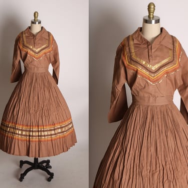 1950s Light Brown, Copper and Gold Soutache Ric Rac Trim 3/4 Length Sleeve Blouse with Matching Pleated Skirt Two Piece Patio Outfit -S 