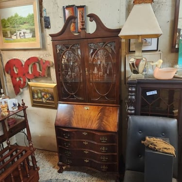 Secretary Drop Front Desk. Key, Four locking drawers, lighted Bookcase top, ball and claw feet. 34x17x80