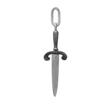 Parring Dagger Pendant