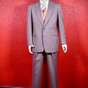Very Suave 1940s Taupe Wool Herringbone Weave Suit. 