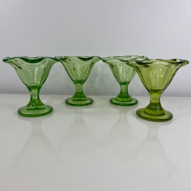 Vintage Green Depression Glass Sundae\Parfait Tulip Glasses, Ice cream glasses, Footed Vintage Tumblers, Lime green 