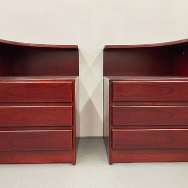 Mobican Nightstand