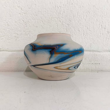 Vintage Nemadji Art Pottery Planter Vase Swirl Handmade USA Flower Bud Beige Blue Swirl Vanity Ruby Falls Tennessee MCM 1980s 80s 1970s 70s 