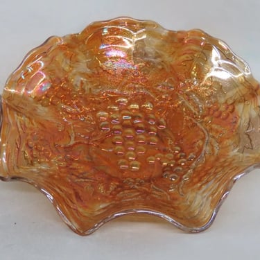 Imperial Style Marigold Carnival Glass Grapes and Leaves Ruffled Rim Dish 3599B