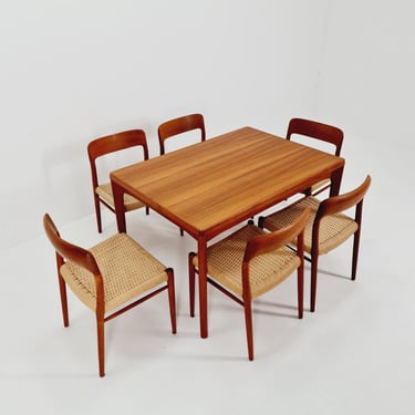 Danish Henning Kjaernulf rectangular teak table with two extension leaves, Denmark 1960s 