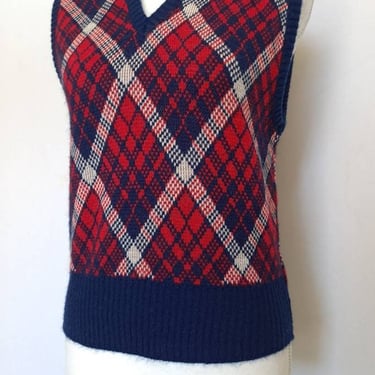 Vintage 1970's Red White and Navy Argyle Print Sweater Vest 