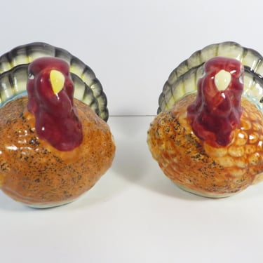 Vintage Turkey Salt and Pepper Shakers - Ceramic Turkey Salt and Pepper Shakers 