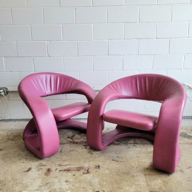Pair of Post Modern &quot;Tongue&quot; Chairs