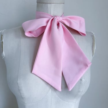 Vintage 1970s Patel Pink Ascot Tie Scarf 