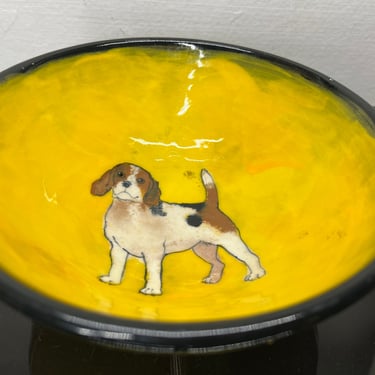 Rainbow Gate Pottery Bowl with Beagle 