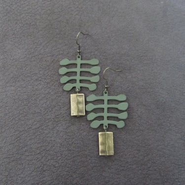 Green and bronze abstract earrings 