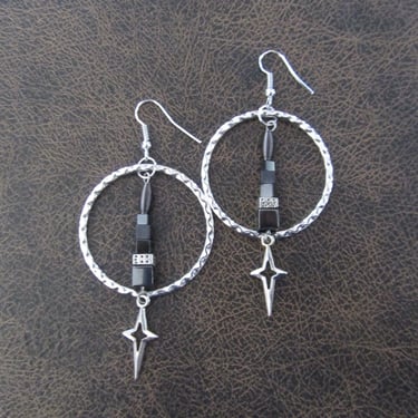 Hammered silver and gunmetal hematite hoop earrings 