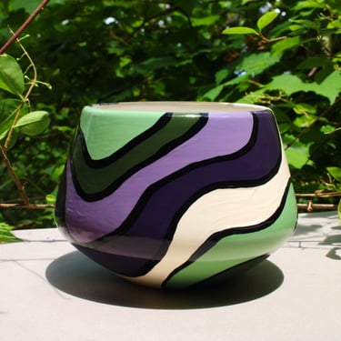 Flora Planter | Ceramic Pottery | Design-Hazey Wavy 