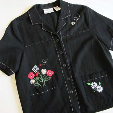 Vintage 90s Garden Floral Bee Embroidered Bowling Style Shirt S M - 1990s Short Sleeve Cute Kawaii Boxy Button Up Top 