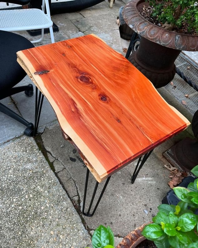 Beautiful live edge table with hair pin legs. 26” x 17.5” x 25.5” 