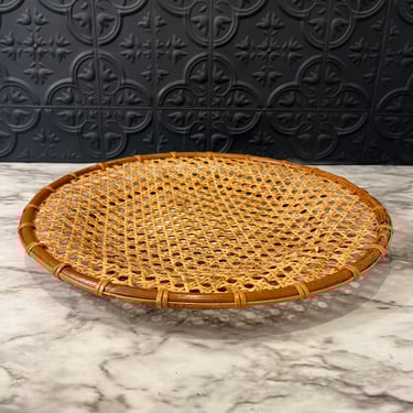 Round Wicker Tray