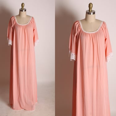 1960s Pink Half Sleeve White Lace Trim Full Length Night Gown -1XL 
