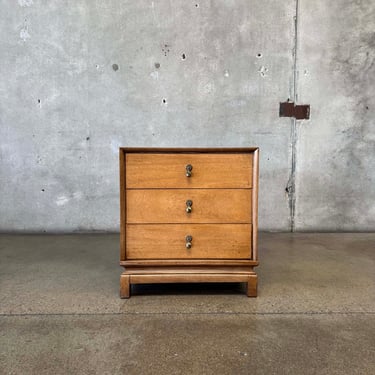 1960s Mid Century American of Martinsville Nightstand